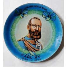 A porcelain plate with the image of the swedish king Carl XV