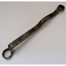 Metal ring no.19 and 24 mounting wrench